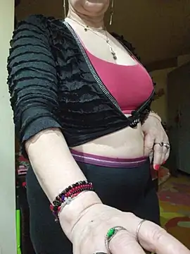 Chriss Tinaa online show from 04-21-26, 02:51