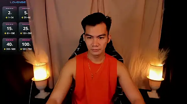 Snapshot of 000batman000 chatting on 02-01-25, 12:37 000batman000 online show from 02-01-25, 12:37