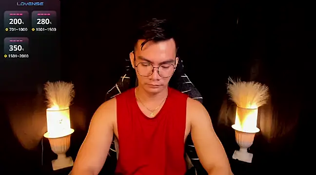 Snapshot of 000batman000 chatting on 02-25-25, 01:41 000batman000 online show from 02-25-25, 01:41