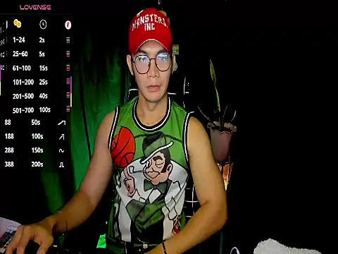 Snapshot of 000batman000 chatting on 02-05-26, 03:22 000batman000 online show from 02-05-26, 03:22