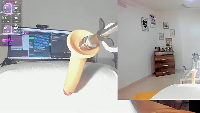 Snapshot of sofi_velez chatting on 10-22-25, 05:24 sofi velez online show from 10-22-25, 05:24