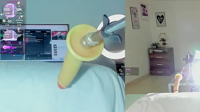 Snapshot of sofi_velez chatting on 02-15-26, 05:09 sofi velez online show from 02-15-26, 05:09