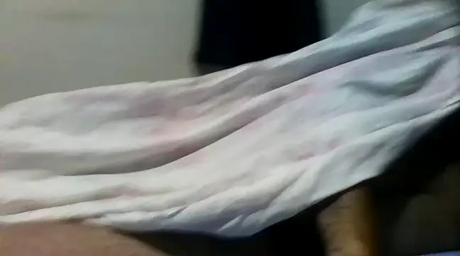 Snapshot of SAFADINHO-25 chatting on 02-23-25, 03:02 SAFADINHO-25 online show from 02-23-25, 03:02