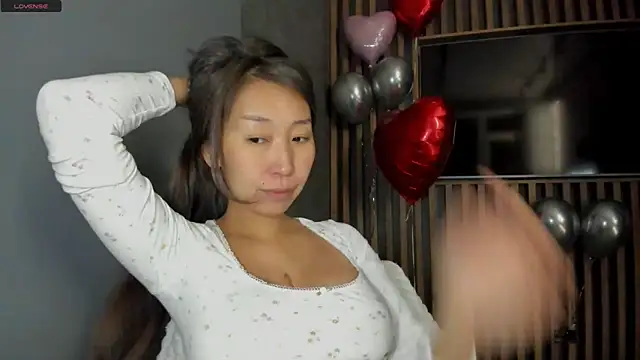 Kimmy sunn online show from 02-18-26, 05:42