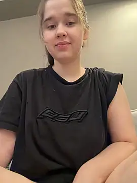 HornyGirlH online show from 03-14-26, 05:35