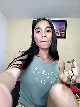 iamemmablake online show from 12-06-24, 04:03