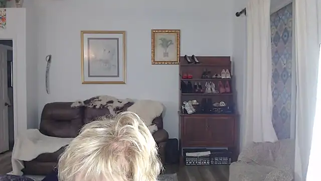 SindeeDix online show from 11-08-25, 02:28