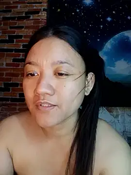 Snapshot of Urchanel chatting on 05-07-26, 01:16 Urchanel online show from 05-07-26, 01:16