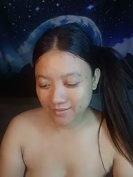 Urchanel online show from 06-20-26, 01:03