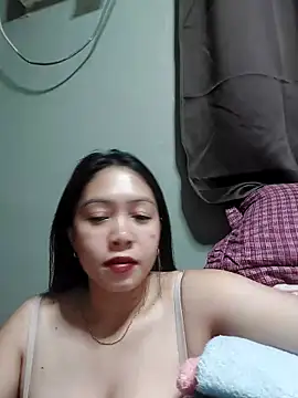 Snapshot of MissKitty31 chatting on 04-24-26, 01:46 MissKitty31 online show from 04-24-26, 01:46