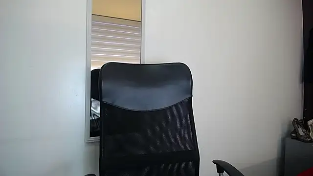 moxa hot online show from 01-15-25, 02:13