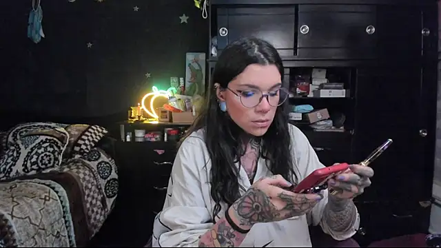 Snapshot of Lilmarieee chatting on 01-24-25, 09:47 Lilmarieee online show from 01-24-25, 09:47