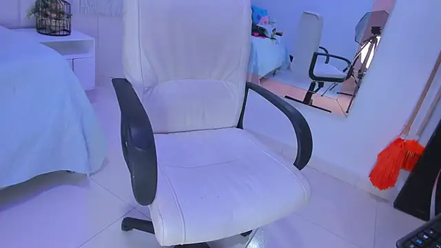 Snapshot of Meghan_stonne_ chatting on 02-02-26, 07:34 Meghan stonne online show from 02-02-26, 07:34