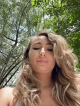 Snapshot of YOUR-KARINA chatting on 05-21-26, 05:58 YOUR-KARINA online show from 05-21-26, 05:58