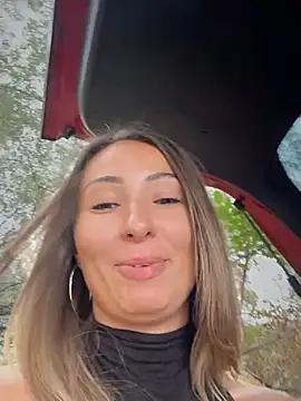 Snapshot of YOUR-KARINA chatting on 08-04-26, 06:27 YOUR-KARINA online show from 08-04-26, 06:27