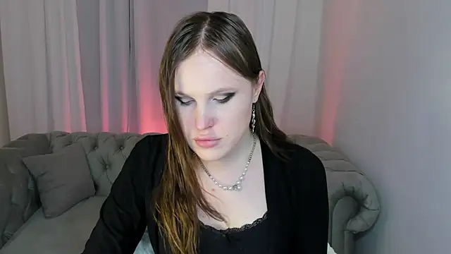 Snapshot of EffieMinki chatting on 07-16-26, 08:59 EffieMinki online show from 07-16-26, 08:59