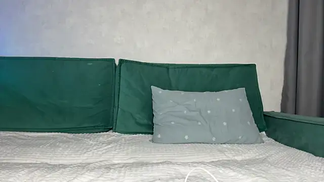 Kira Quinn online show from 07-22-26, 10:40