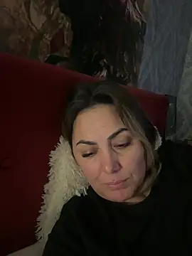 Emma roqueen online show from 02-04-25, 10:55