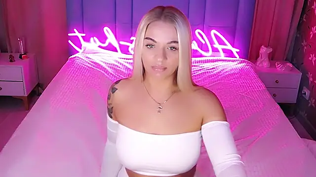 AllwaysHotJ online show from 11-26-25, 02:12