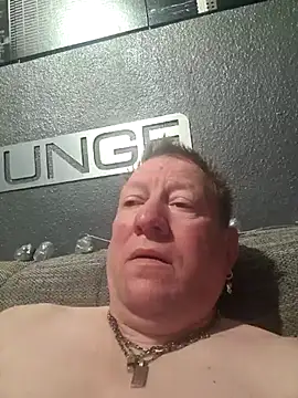 tomtom111111 online show from 03-10-25, 09:29