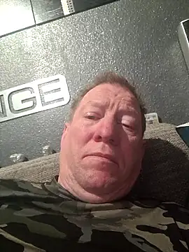 tomtom111111 online show from 01-07-26, 10:45