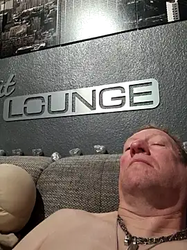 tomtom111111 online show from 03-01-26, 10:12