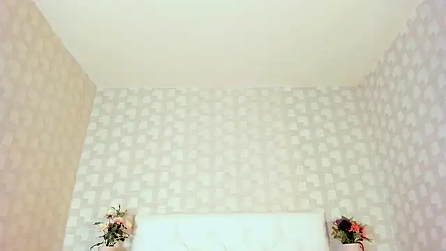 Snapshot of NatsumiHun chatting on 06-18-26, 09:14 NatsumiHun online show from 06-18-26, 09:14