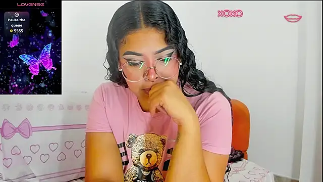 moana taylor online show from 03-11-26, 02:56