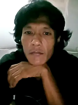 Snapshot of Kungsm@xh chatting on 09-11-25, 03:34 Kungsmxh online show from 09-11-25, 03:34