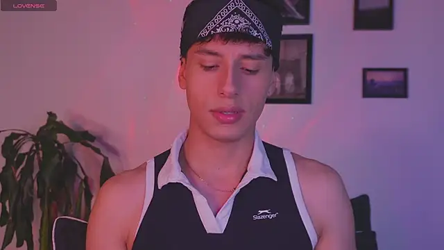 Snapshot of I_Gabriel chatting on 01-19-26, 04:38 I Gabriel online show from 01-19-26, 04:38