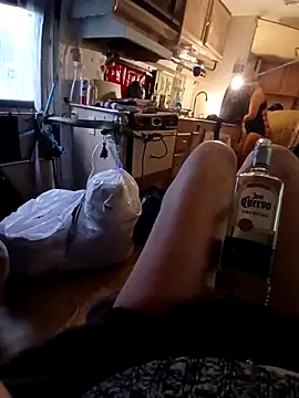 Snapshot of khloebanques chatting on 02-08-26, 04:21 khloebanques online show from 02-08-26, 04:21