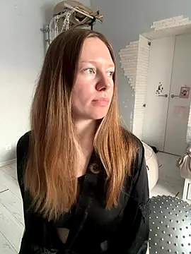 ConnieDaw online show from 12-18-25, 05:02