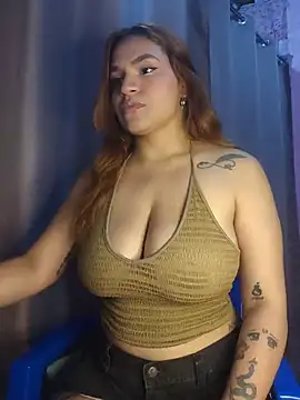 Snapshot of SexyFriends_ chatting on 07-17-26, 12:50 SexyFriends online show from 07-17-26, 12:50