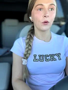 lunagirl13 online show from 09-24-25, 05:05