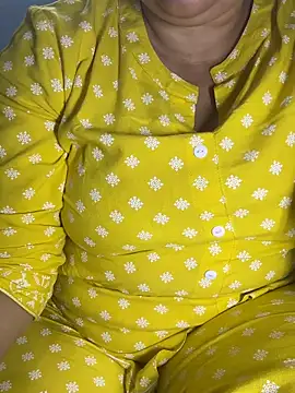 Snapshot of Preet_Kaur_69 chatting on 05-07-26, 05:51 Preet Kaur 69 online show from 05-07-26, 05:51