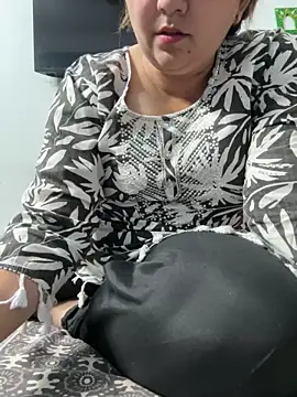Snapshot of Preet_Kaur_69 chatting on 05-10-26, 08:30 Preet Kaur 69 online show from 05-10-26, 08:30