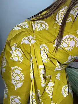 Snapshot of Preet_Kaur_69 chatting on 05-27-26, 10:01 Preet Kaur 69 online show from 05-27-26, 10:01