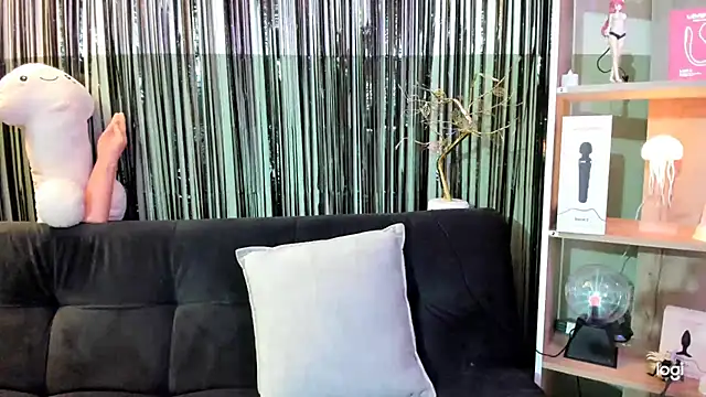 lilly sweett online show from 03-14-26, 11:54