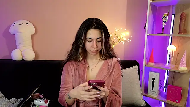 lilly sweett online show from 04-21-26, 11:07