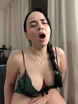 GeorginaJones online show from 01-30-25, 02:49