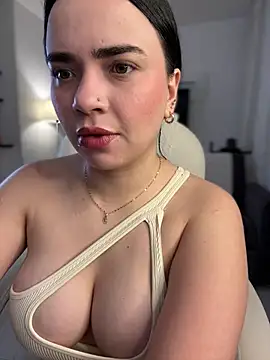 GeorginaJones online show from 02-02-25, 12:09