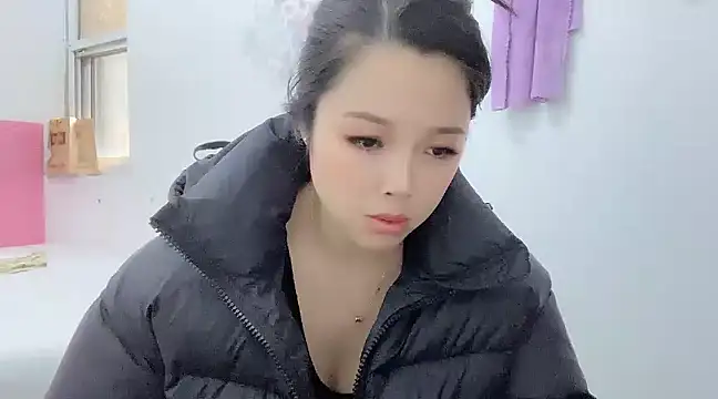 kk lele online show from 12-18-24, 06:10