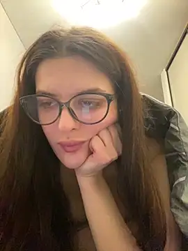 little belucci online show from 01-25-25, 06:46