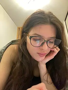 little belucci online show from 02-12-25, 07:13