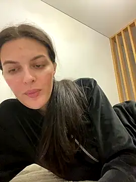 little belucci online show from 10-21-25, 03:35