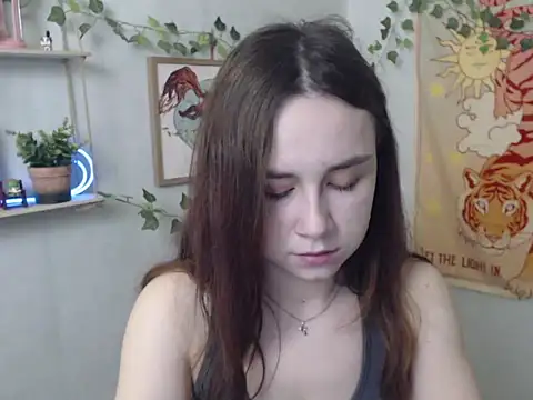 VeryVeryVeryShy  online show from 04-03-26, 05:38