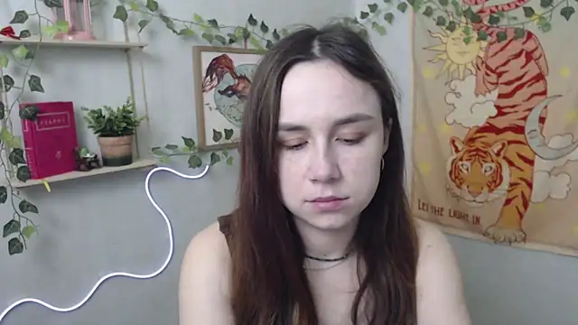 VeryVeryVeryShy  online show from 04-15-26, 05:47