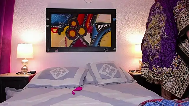 Zahra Elena online show from 03-20-25, 12:19