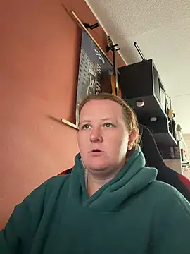 Snapshot of wetgerman_2 chatting on 06-14-26, 12:51 wetgerman 2 online show from 06-14-26, 12:51