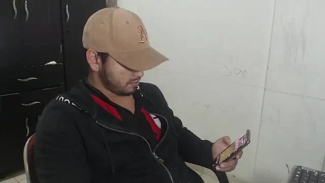 kylian 07 online show from 11-07-25, 04:23